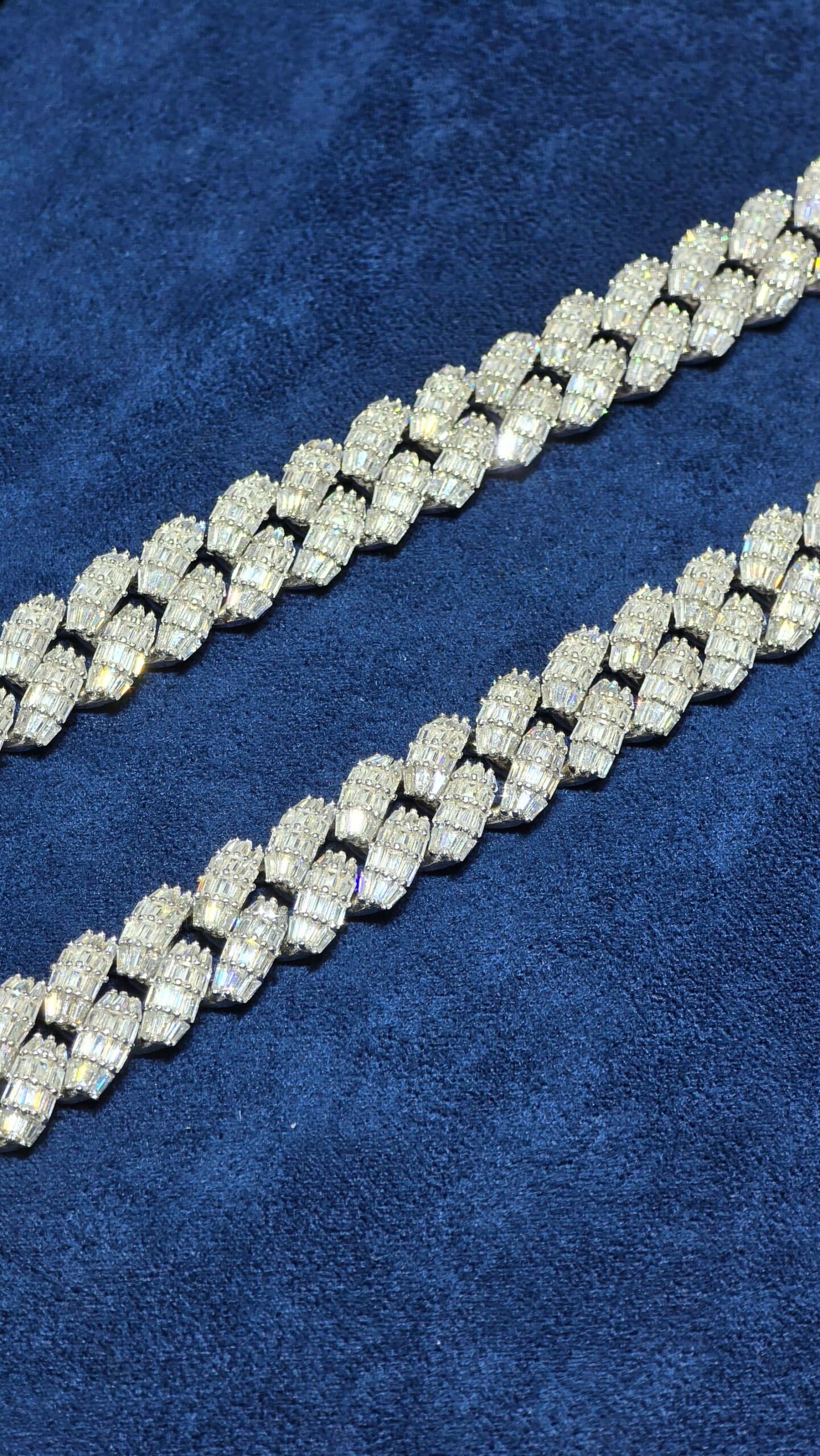22-Inch White Baguette-Cut Cuban Chain (16mm)